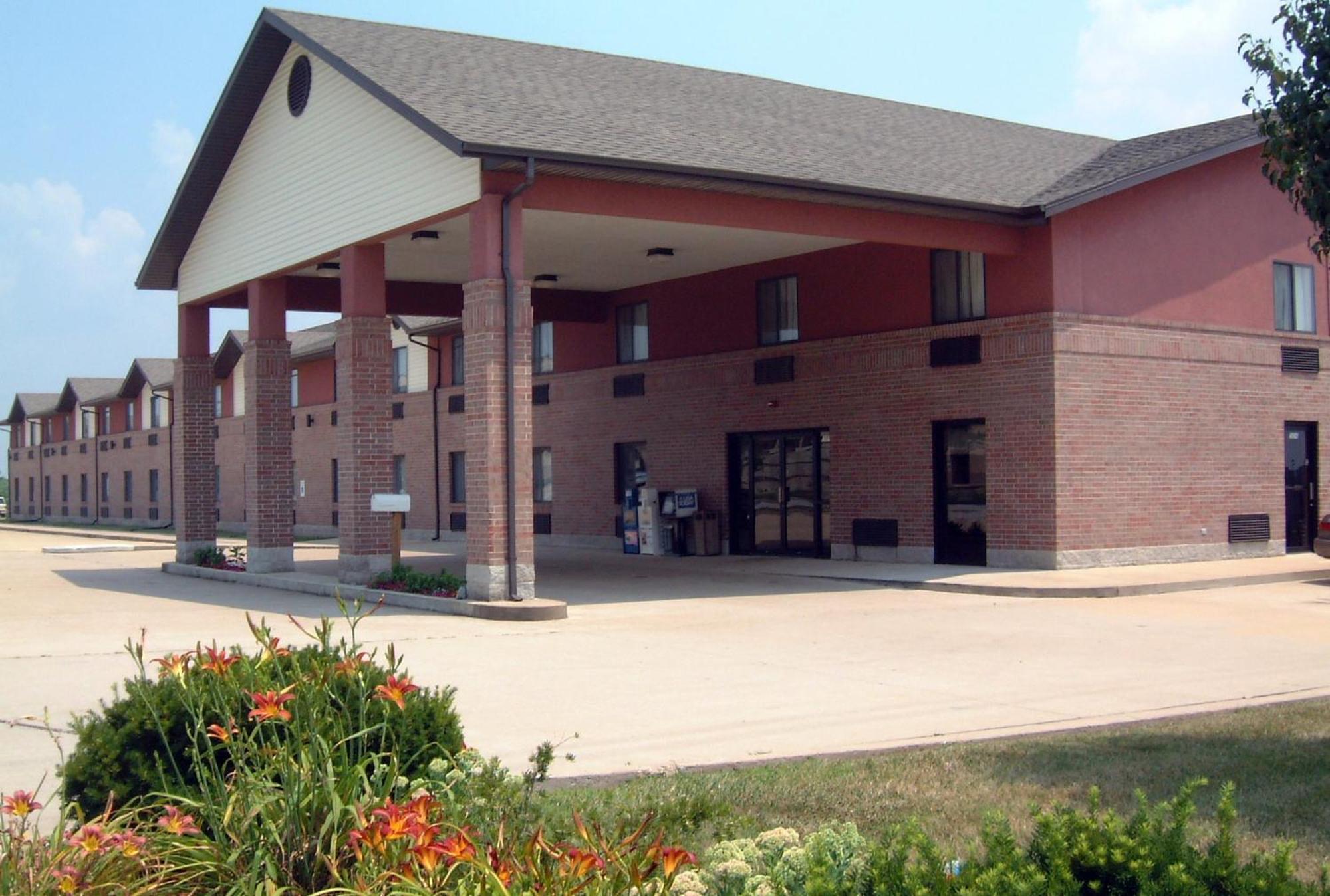 Super 8 By Wyndham Springfield-Battlefield Hotel Exterior photo